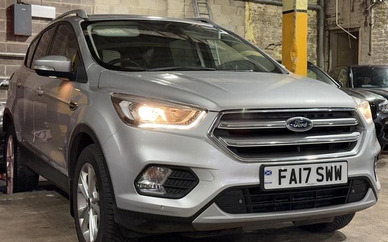 Usado Ford Kuga Titanium 179 CV (131 kW) 2018 SUV