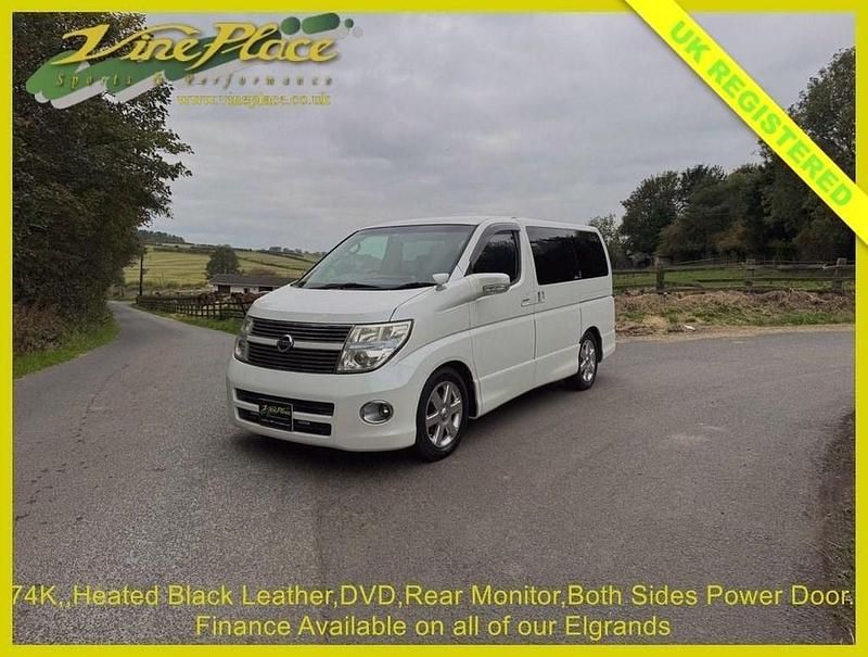 Used Nissan Elgrand 2008 White MPV