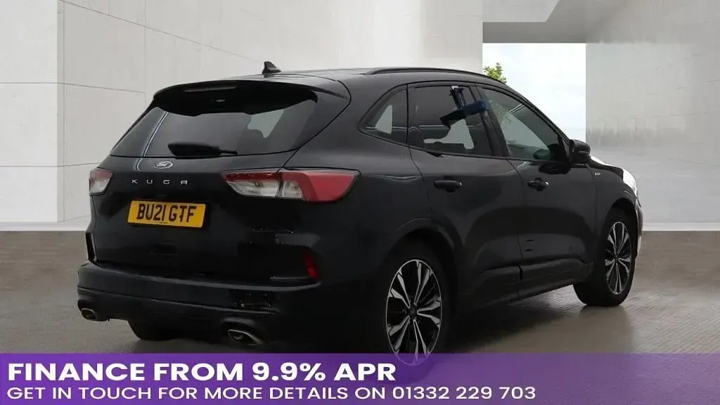 Używany Ford Kuga ST-Line X 120 KM (88 kW) 2021 Czarny SUV