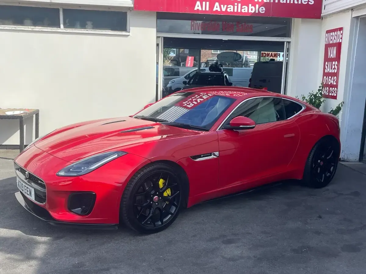 Used Jaguar F-Type R-Dynamic 300 HP (220 kW) 2019 Red Coupe
