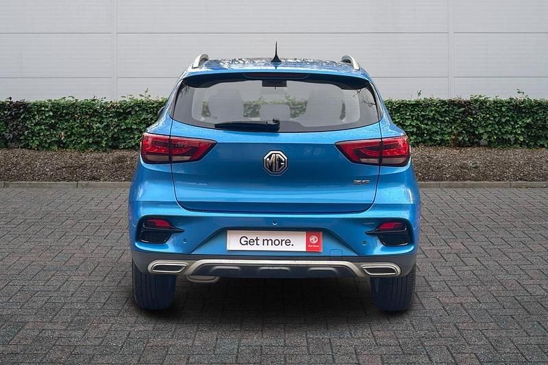 Used MG ZS Excite 2022 Blue Hatchback