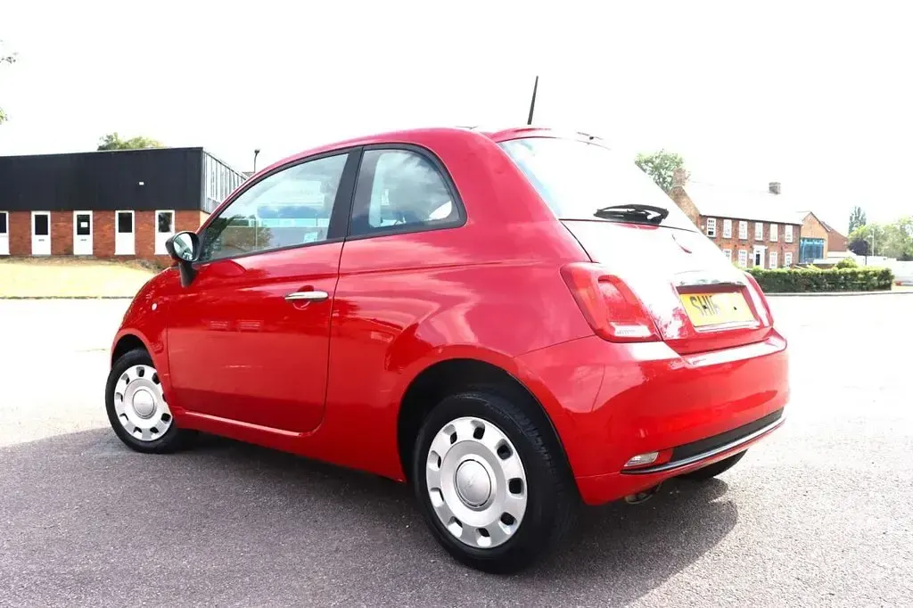 Used Fiat 500 Pop 69 HP (50 kW) 2016 Red Hatchback