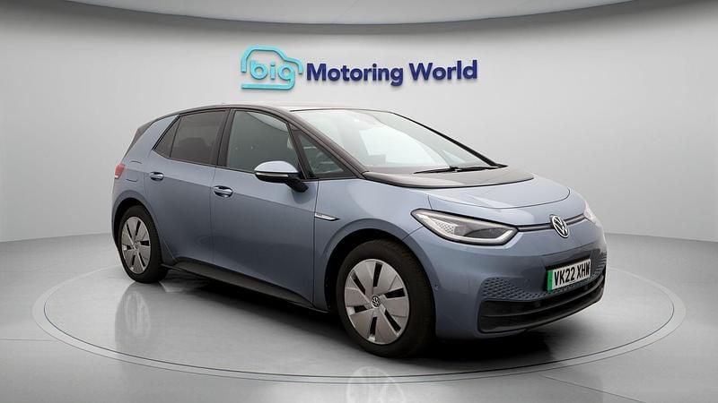 Used 2022 VW ID.3 Pro Performance Hatchback | £14,600 (Fair price) - Image 1/4
