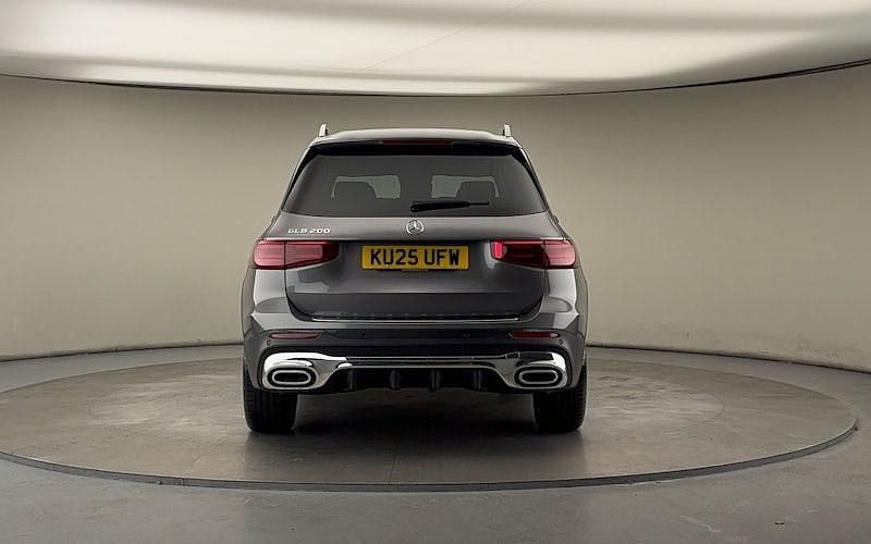Used Mercedes GLB200 Executive 163 HP (119 kW) 2025 SUV