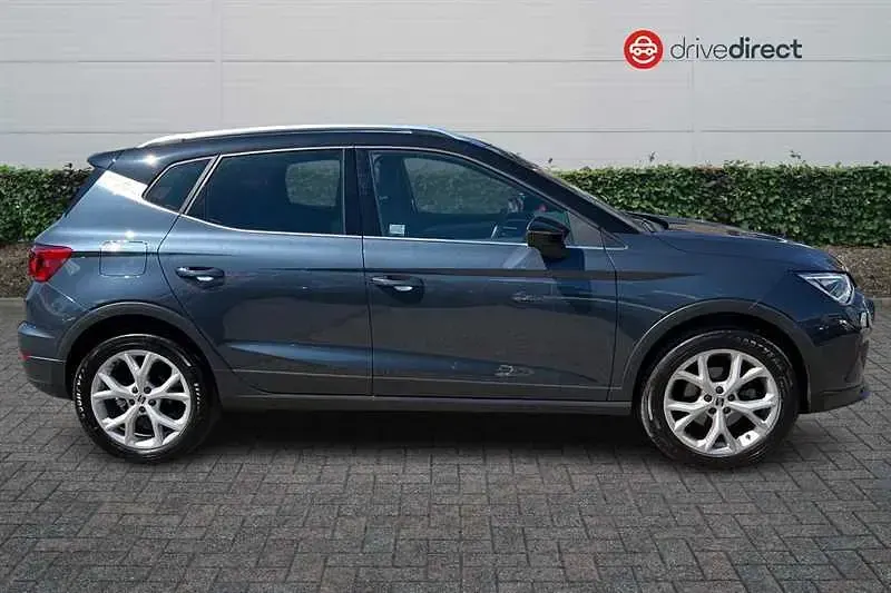 Used Seat Arona FR 110 HP (80 kW) 2023 Grey SUV