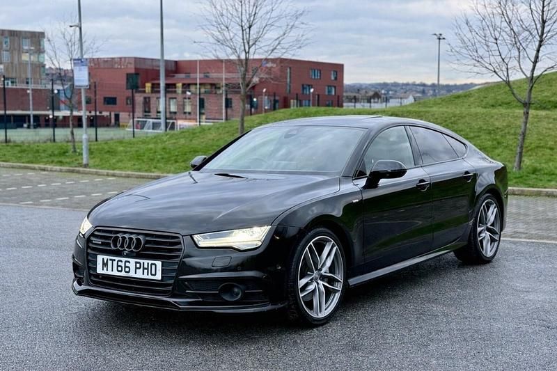 Used Audi A7 Advanced 2016 Black Hatchback