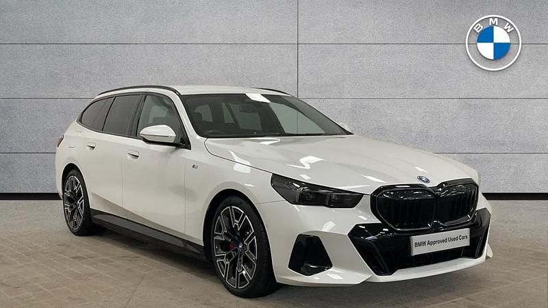 Used BMW 530e M Sport 295 HP (216 kW) 2024 White Estate