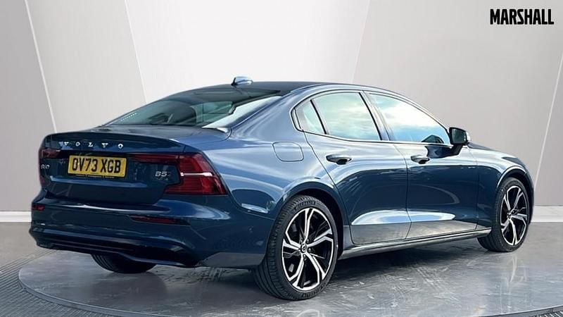 Used Volvo S60 Plus 250 HP (183 kW) 2023 Blue Sedan