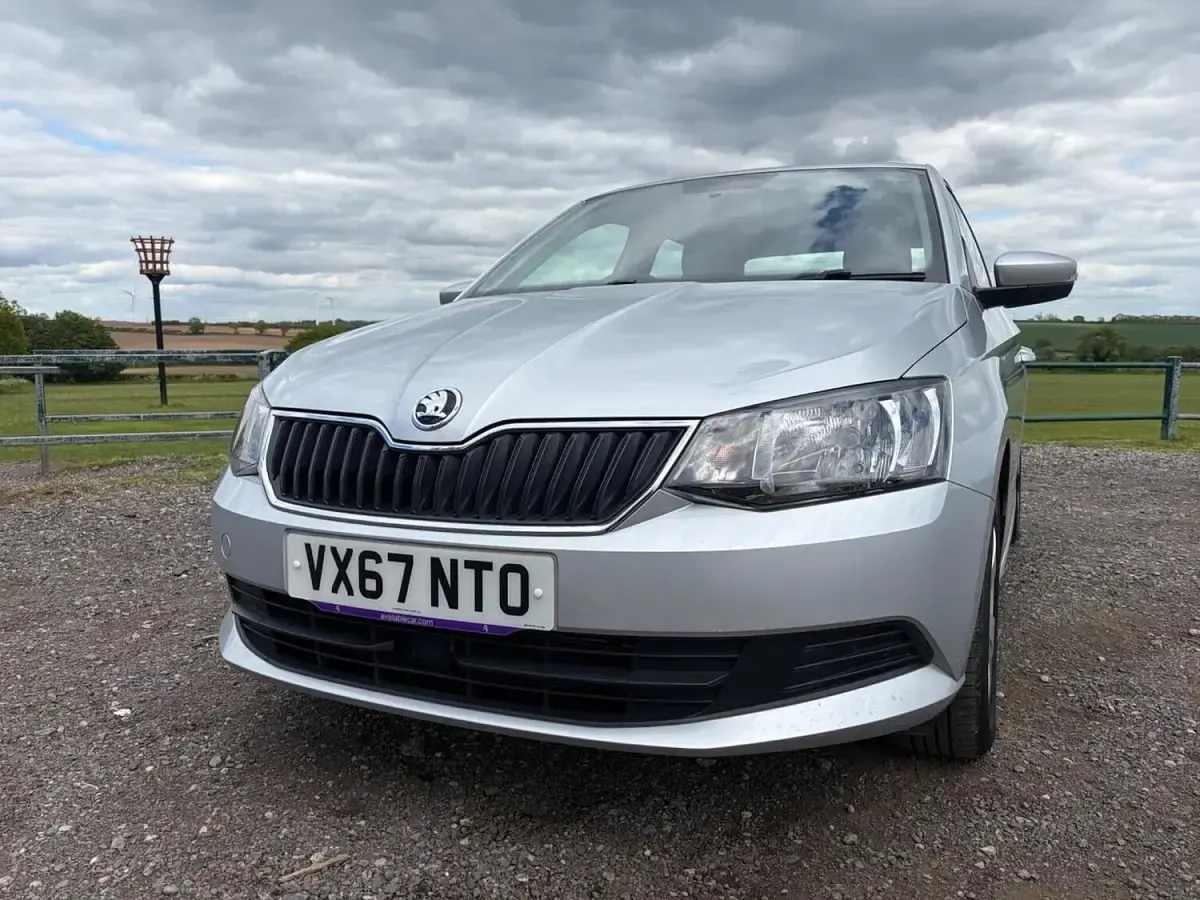 Used Skoda Fabia SE 95 HP (69 kW) 2017 Silver Hatchback