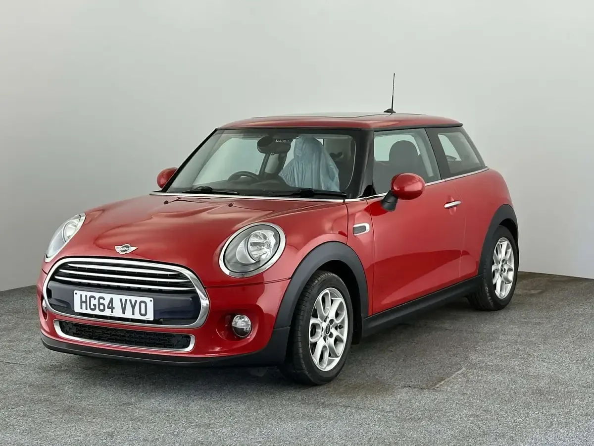 Used Mini Cooper D Hatch 2014 Red Hatchback