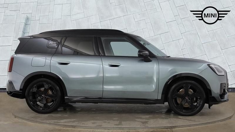 Used Mini Countryman 147 kW (201 HP) 2024 Green SUV