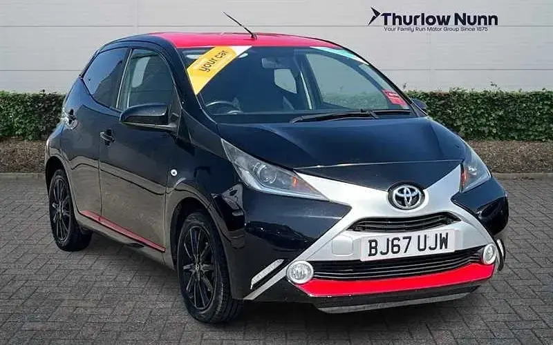 Used Toyota Aygo x-press 69 HP (50 kW) 2017 Hatchback