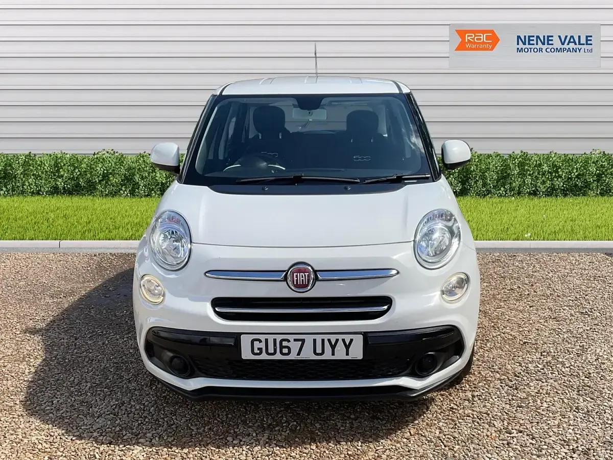 Used Fiat 500L Pop Star 95 HP (69 kW) 2017 White MPV