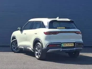 New BYD Atto 2 Boost 130 kW (177 HP) 2025 Hiking green SUV