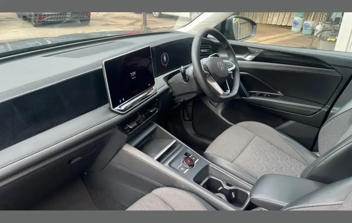 Used VW Tiguan Match 147 HP (108 kW) 2025 Grey SUV