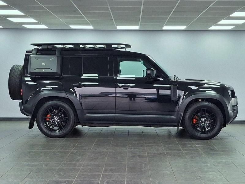 Used Land Rover Defender SE 2023 Black SUV
