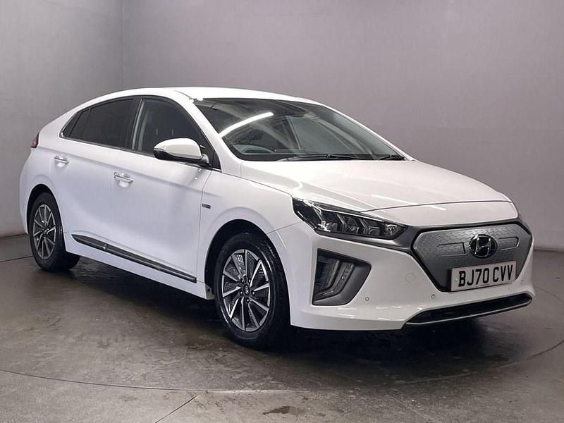 White Used 2020 Hyundai Ioniq Premium SE Hatchback | £10,499 (Fair price) - Image 1/4