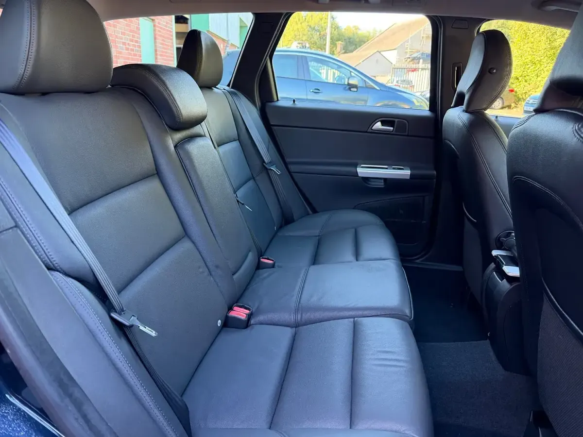 Used Volvo V50 SE Lux 115 HP (84 kW) 2012 Blue Estate