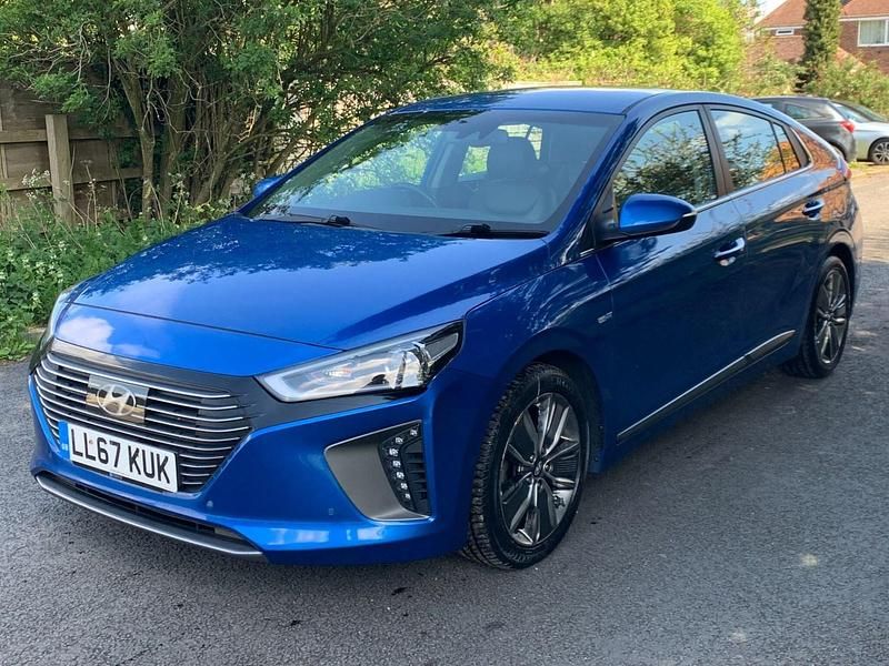 Used Hyundai Ioniq Premium SE 141 HP (103 kW) 2017 Blue Hatchback