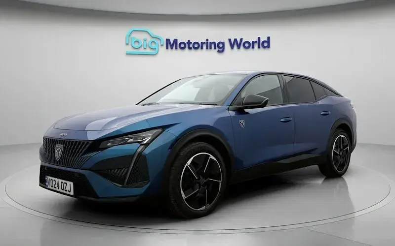 Gebraucht Peugeot 408 GT 131 PS (96 kW) 2024 Blau SUV