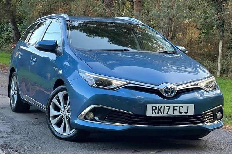 Used 2017 Toyota Auris Touring Sports Estate | £11,499 (Fair price) - Image 1/1