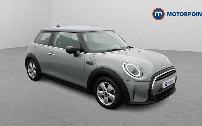 Begagnad Mini Cooper Classic 136 HK (100 kW) 2022 Grå Halvkombi