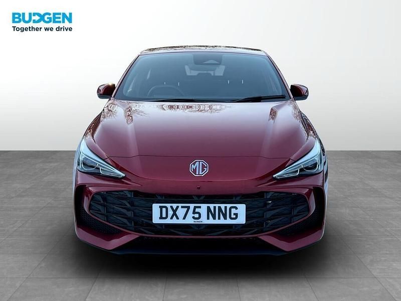 Used MG MG3 Trophy 194 HP (142 kW) 2025 Red Hatchback