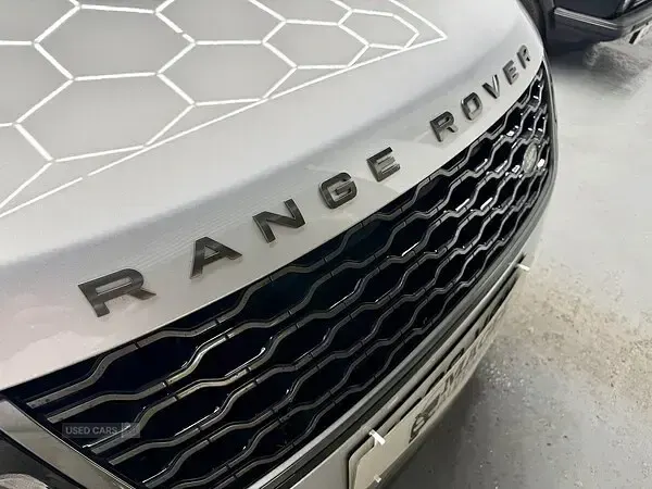 Used Land Rover Range Rover Velar HSE Dynamic 300 HP (220 kW) 2018 Silver SUV