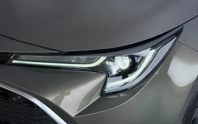 Used Toyota Corolla 184 HP (135 kW) 2019 Grey Hatchback
