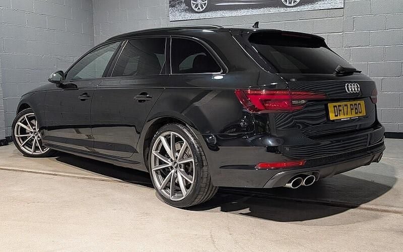 Used Audi S4 Design 354 HP (260 kW) 2017 Mythos black Estate