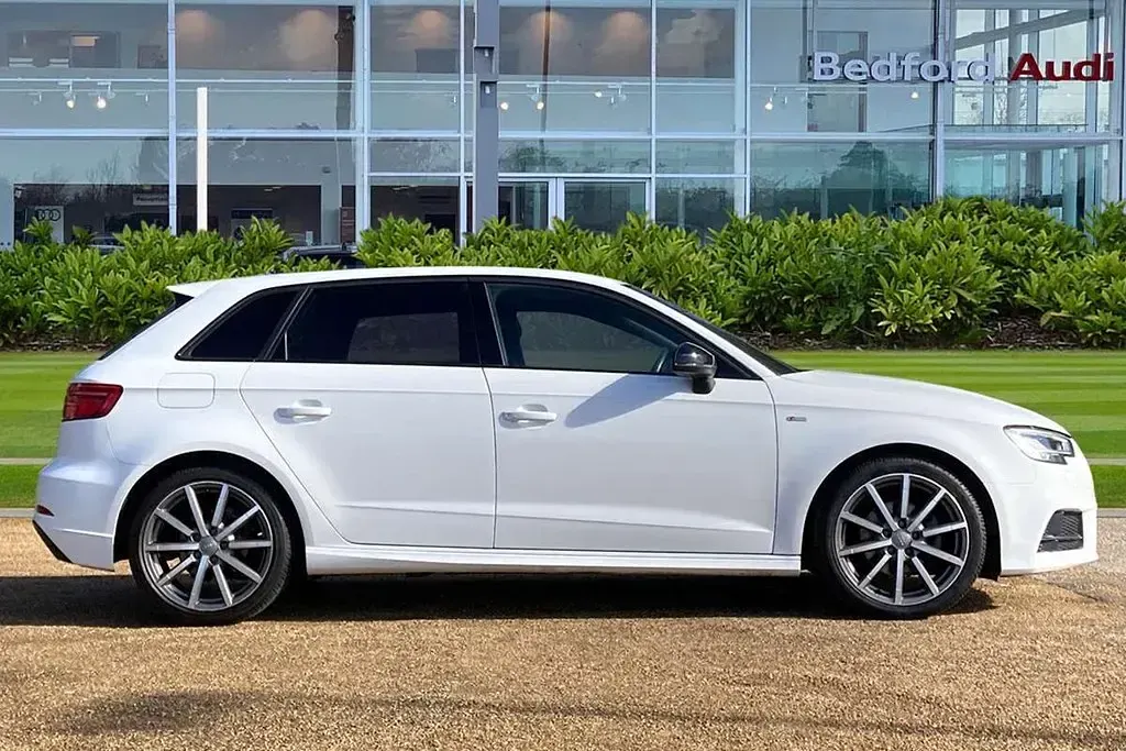 Used Audi A3 Black Edition 113 HP (83 kW) 2019 White Sedan