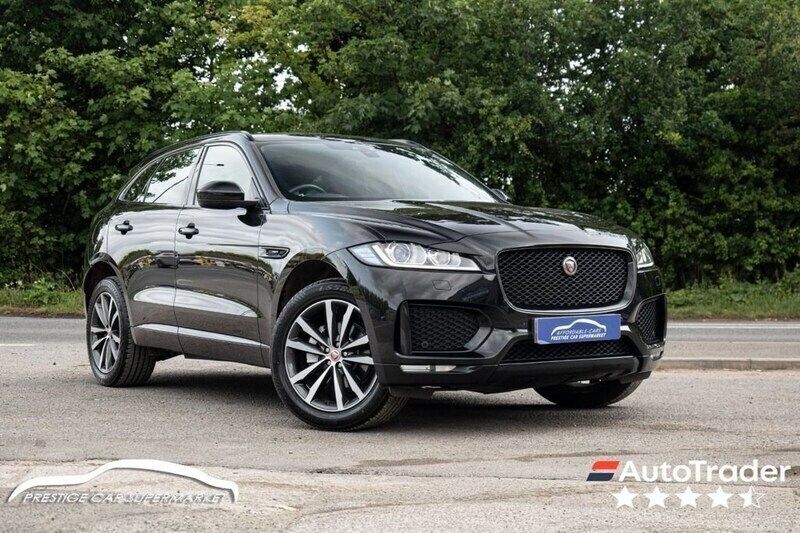 Black Used 2020 Jaguar F-Pace Chequered Flag SUV | £19,799 (Fair price) - Image 1/4