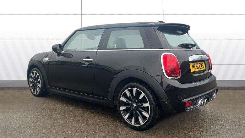 Used Mini Cooper S Exclusive 192 HP (141 kW) 2020 Black Hatchback