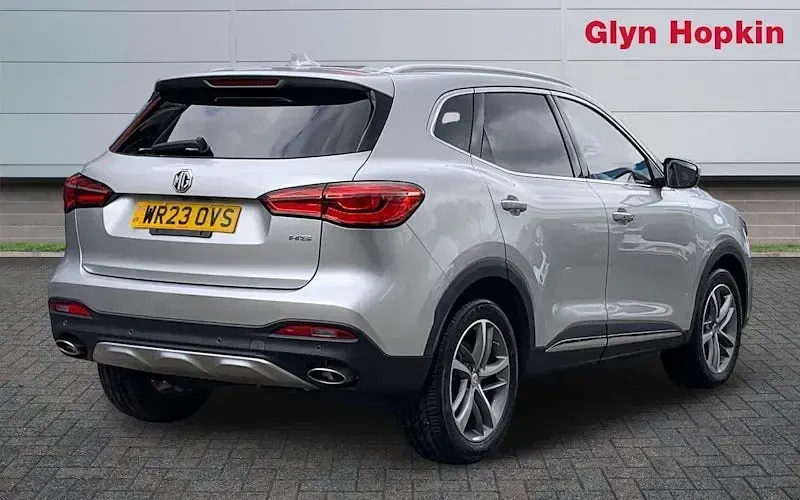 Usado MG HS Exclusive 162 CV (119 kW) 2023 Plateado SUV