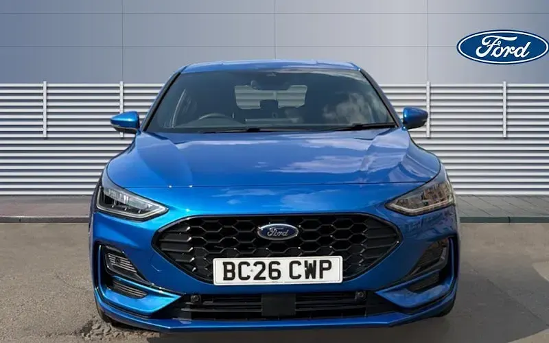 New Ford Focus ST-Line 155 HP (114 kW) 2025 Hatchback