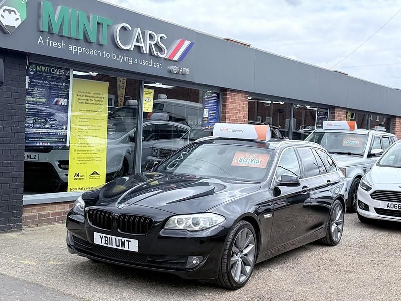 Begagnad BMW 520 Executive 2011 Svart Kombi