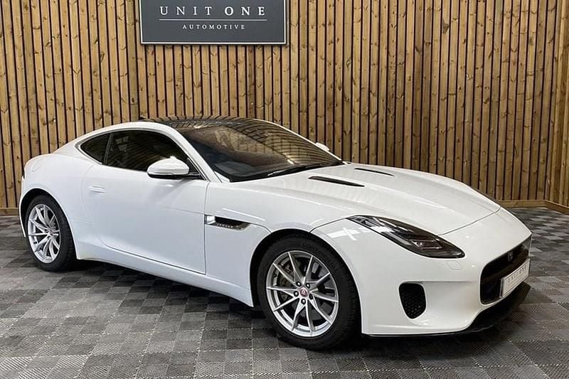 Usado Jaguar F-Type 300 HP (220 kW) 2017 Branco Coupé