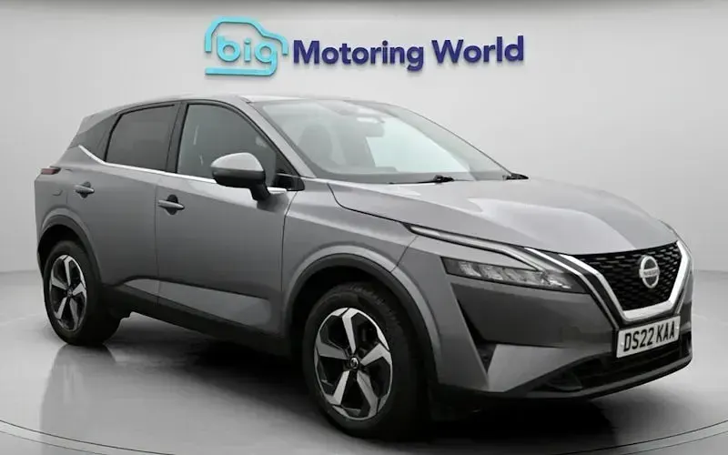 Used Nissan Qashqai N-Connecta 140 HP (102 kW) 2022 SUV