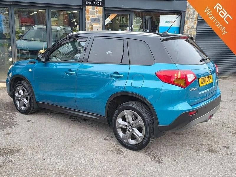 Used Suzuki Vitara SZ-T 120 HP (88 kW) 2017 Turquoise/black SUV