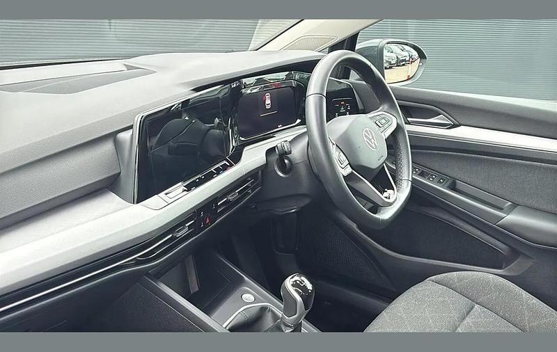 Used VW Golf VIII Life 128 HP (94 kW) 2023 Grey Hatchback