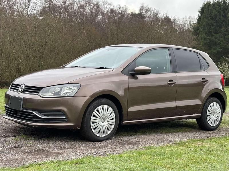 Used VW Polo Comfortline 90 HP (66 kW) 2014 Brown Hatchback