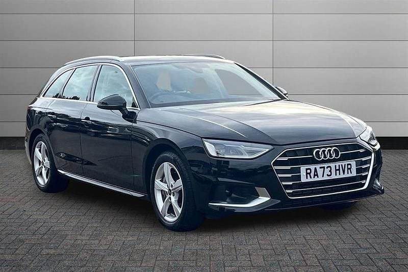 Used Audi A4 Sport 204 HP (150 kW) 2024 Brilliant black Estate