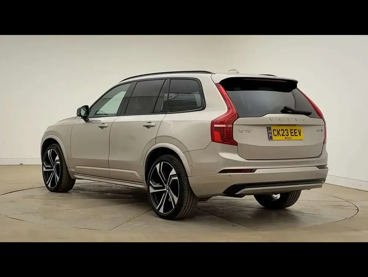Used Volvo XC90 Ultimate 2023 Gold SUV
