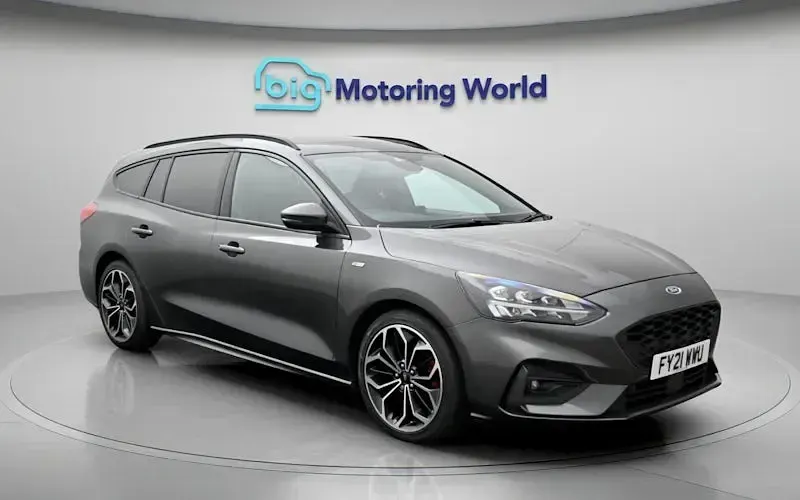 Used Ford Focus ST-Line X 120 HP (88 kW) 2021 Grey Estate