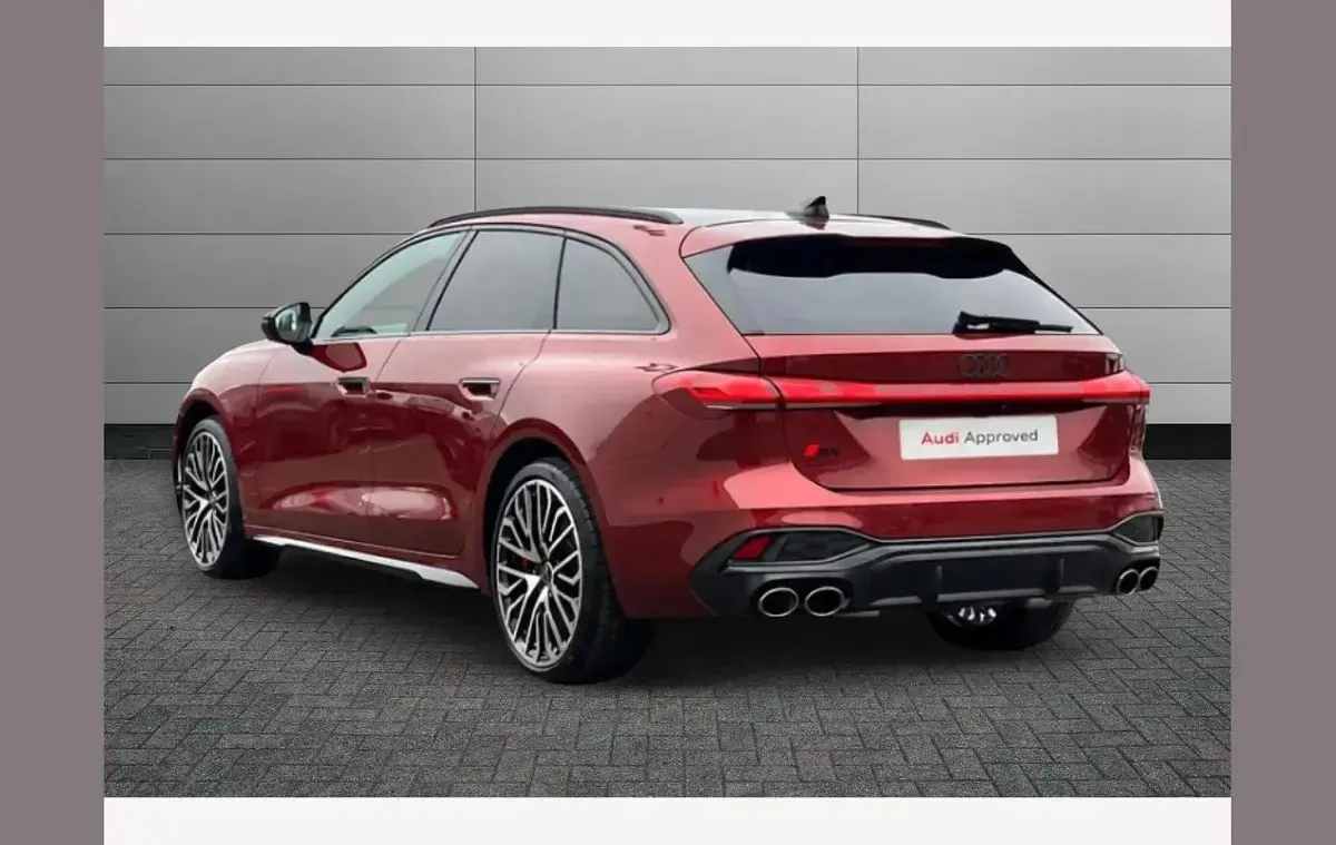 Used Audi A5 Comfort 362 HP (266 kW) 2026 Red Estate