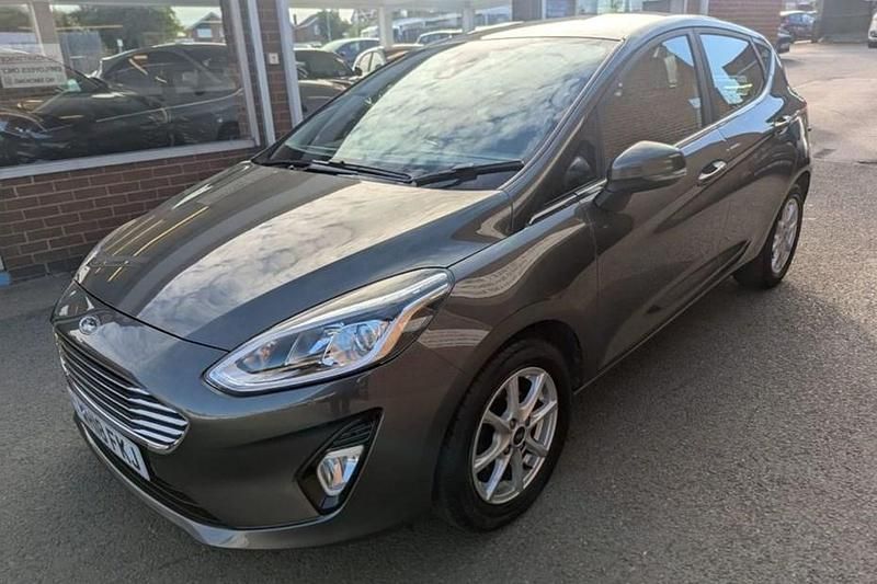Grey Used 2018 Ford Fiesta Zetec Hatchback | £7,995 (Fair price) - Image 1/1