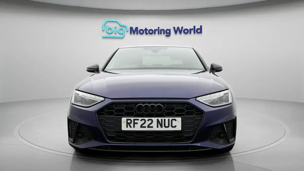 Used Audi A4 Black Edition 150 HP (110 kW) 2022 Blue Sedan