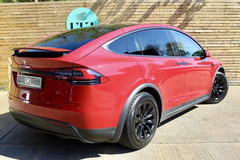 Used Tesla Model X 311 kW (423 HP) 2018 Red SUV
