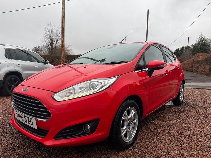 Used Ford Fiesta Titanium 2016 Red Hatchback