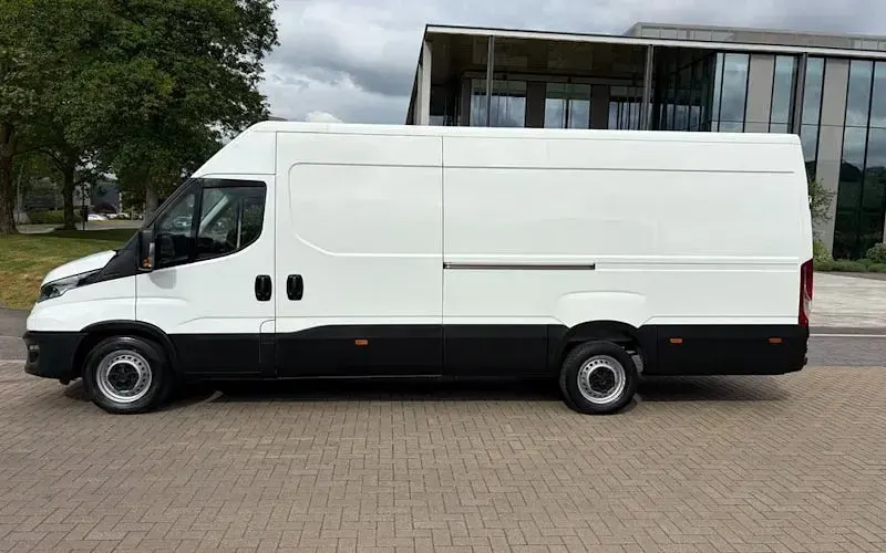 Używany Iveco Daily 136 KM (100 kW) 2023 Van